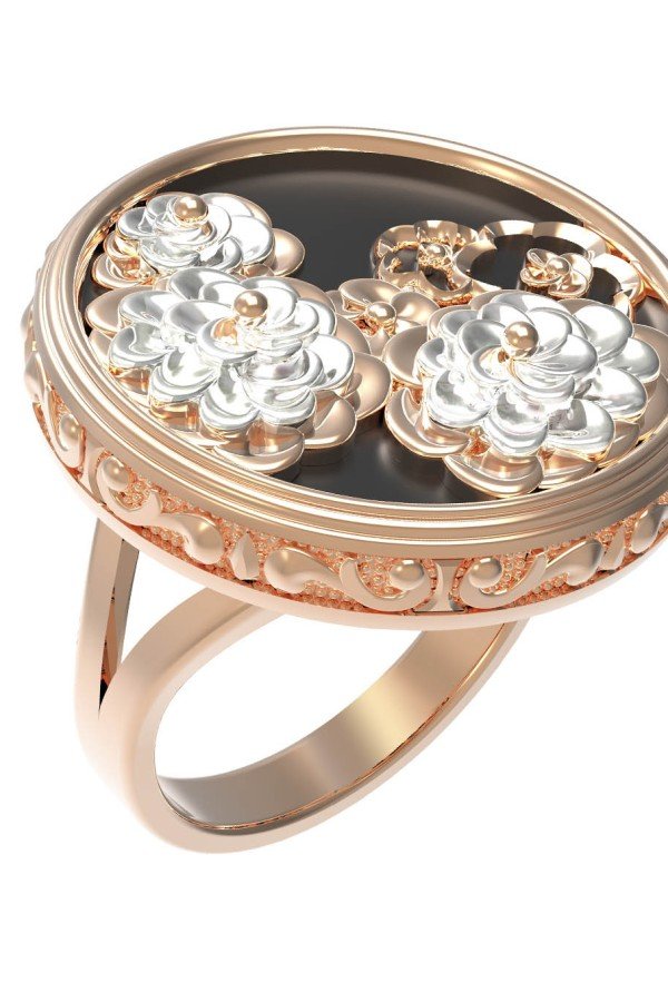 Кольцо из золота c ониксом и перламутром