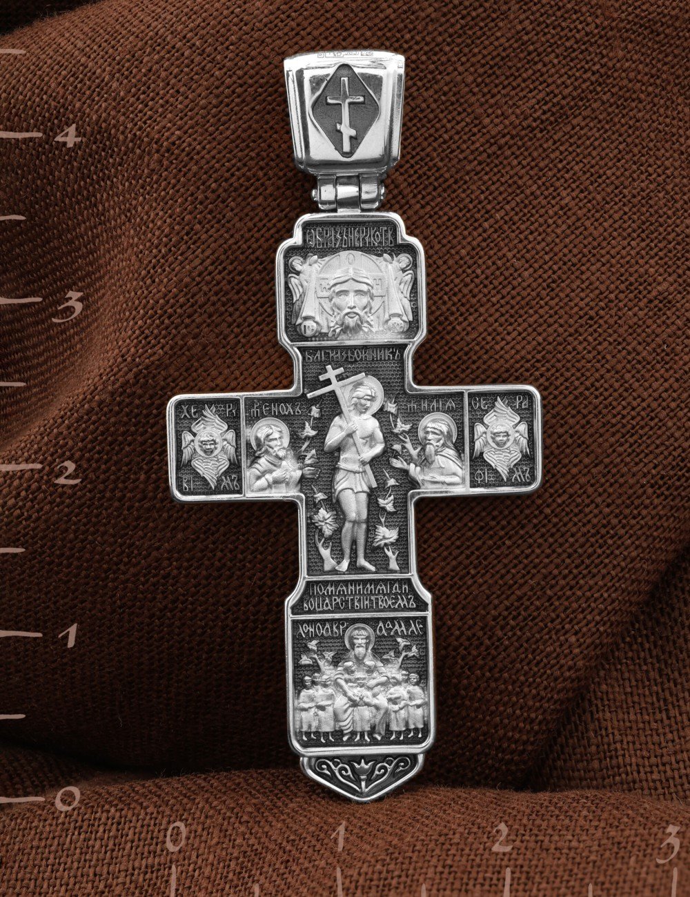 Крест из белого золота