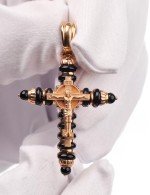 Крест из золота c ониксом