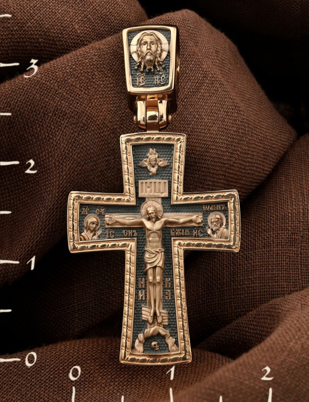 Крест из золота