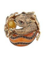 Кольцо из золота c эмалью, гранатом и янтарём