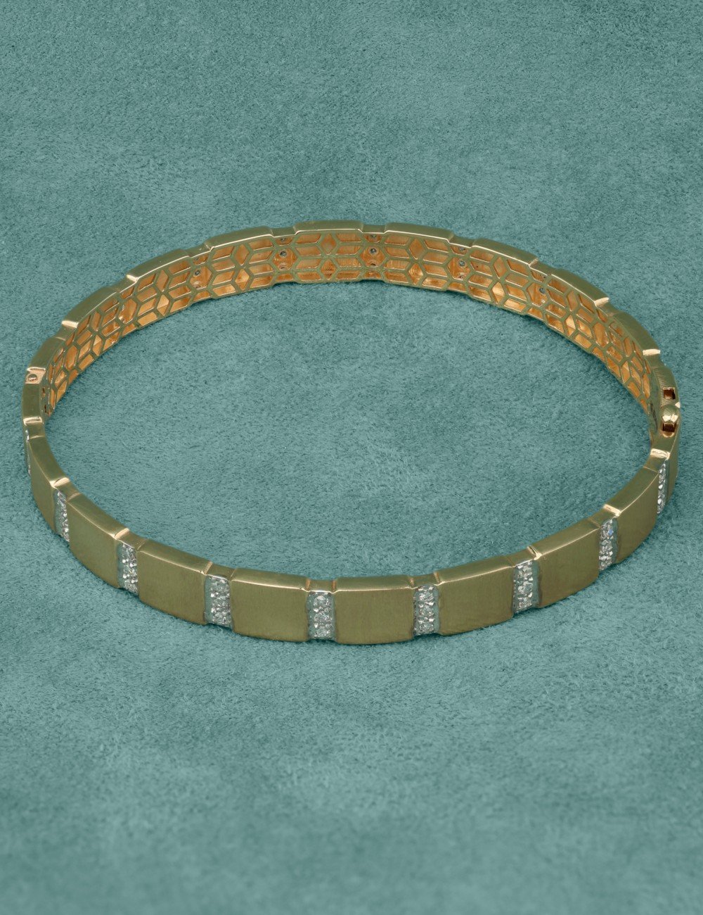 Браслет из золота c бриллиантами