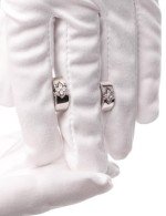 Серьги из белого золота c бриллиантами