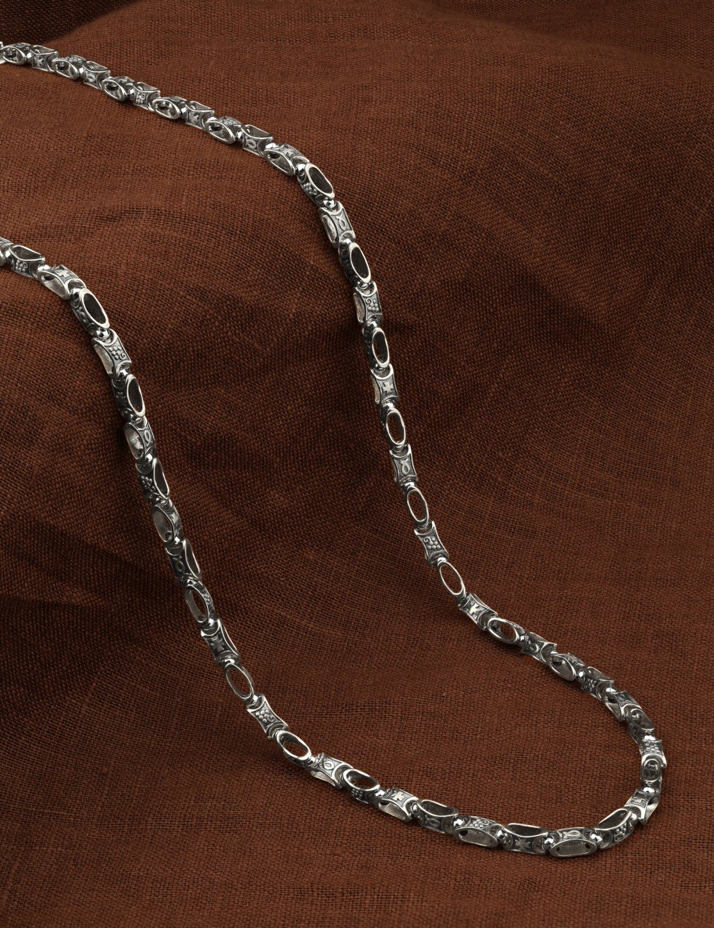 Цепь из белого золота