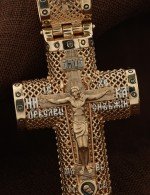 Крест из золота