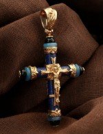 Крест из золота c ониксом, агатом и лазуритом