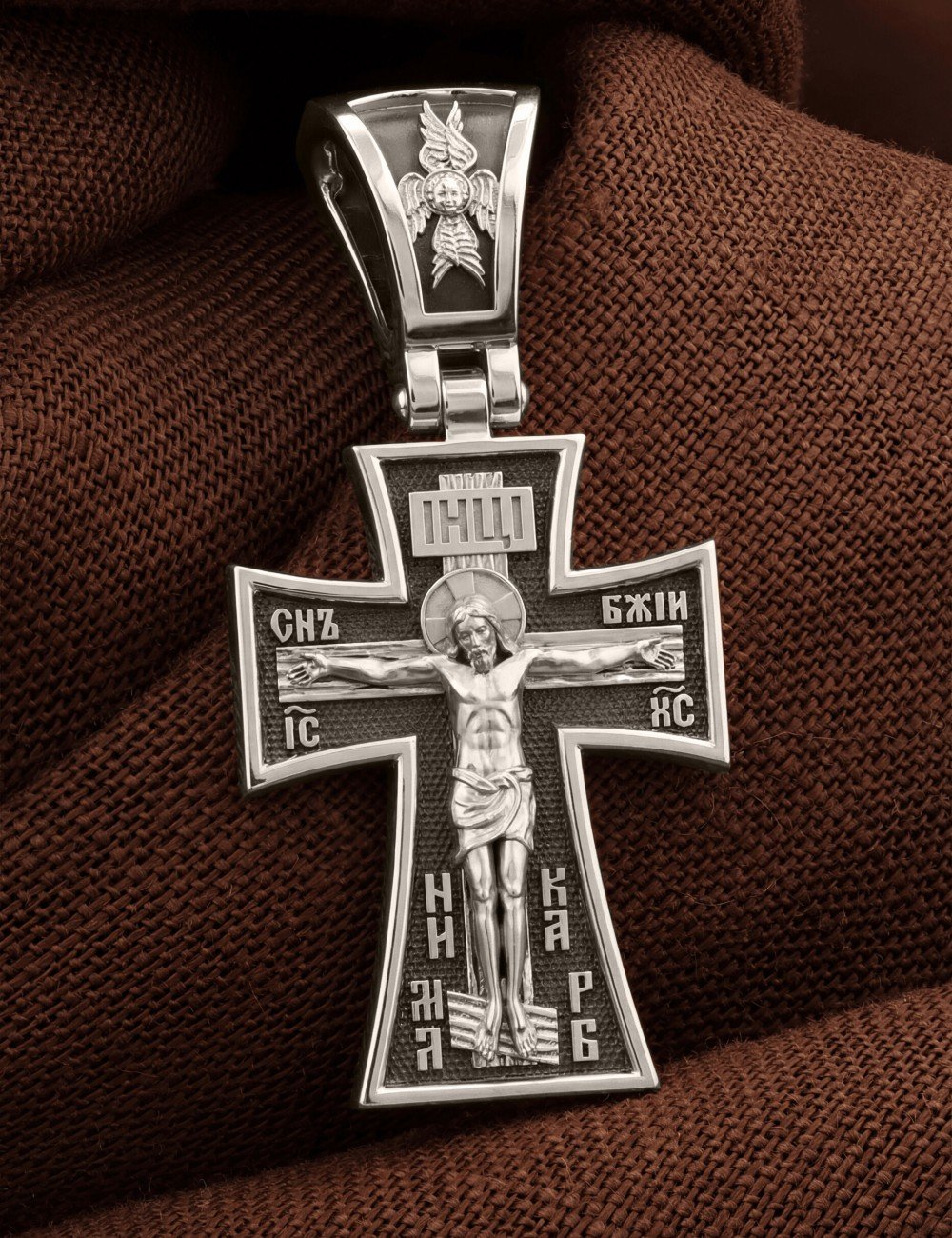 Крест из белого золота