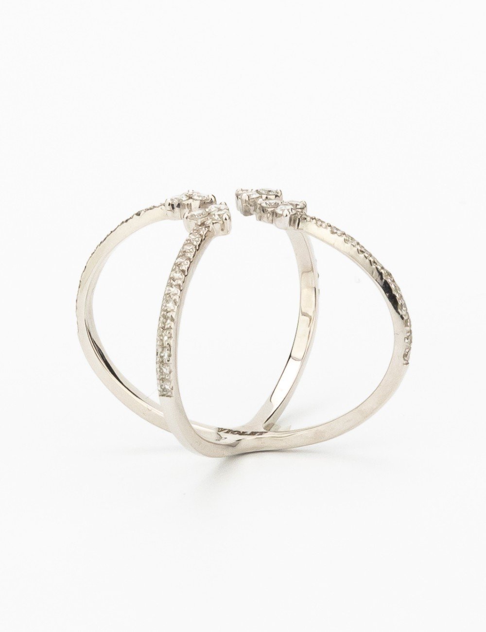 Кольцо из белого золота c бриллиантами