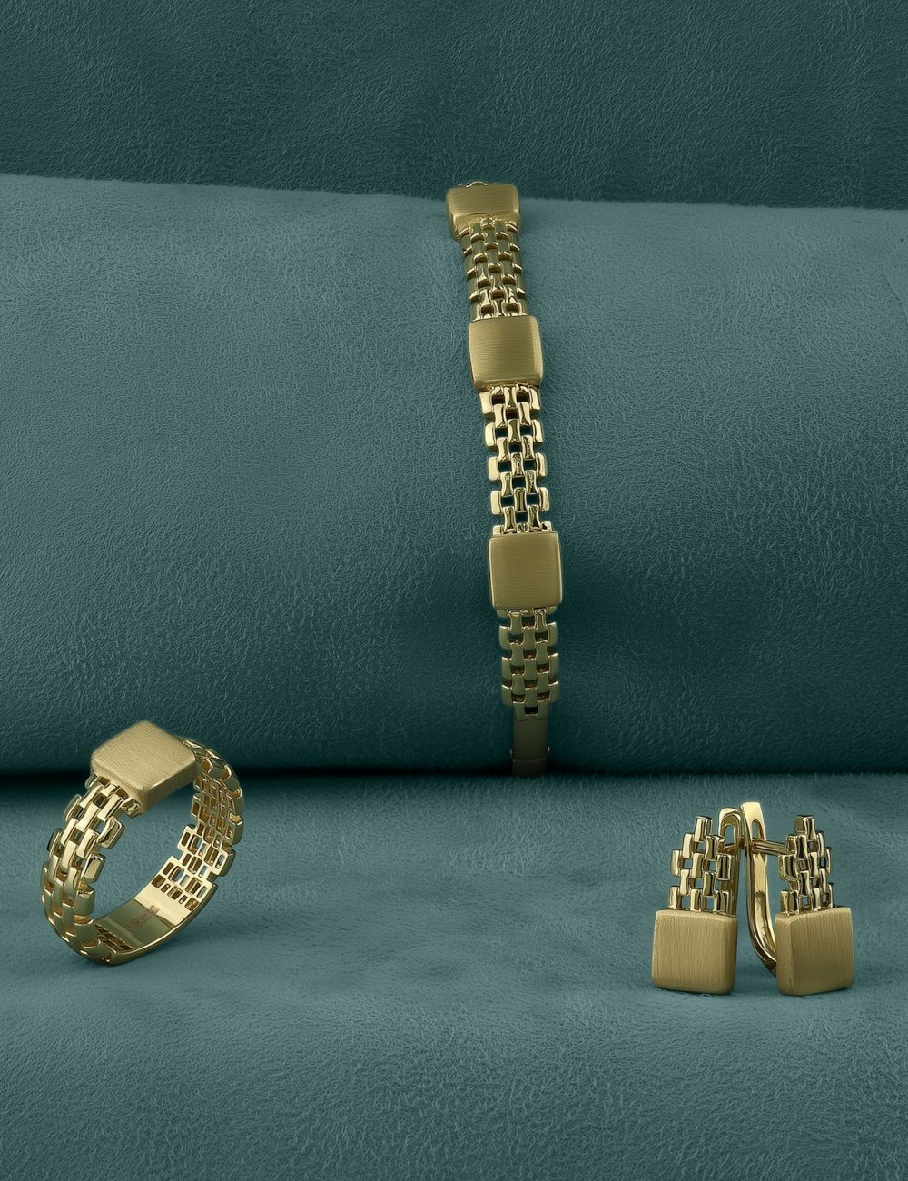 Браслет из лимонного золота