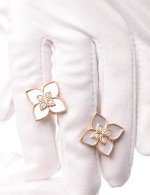 Серьги из золота c бриллиантами и перламутром