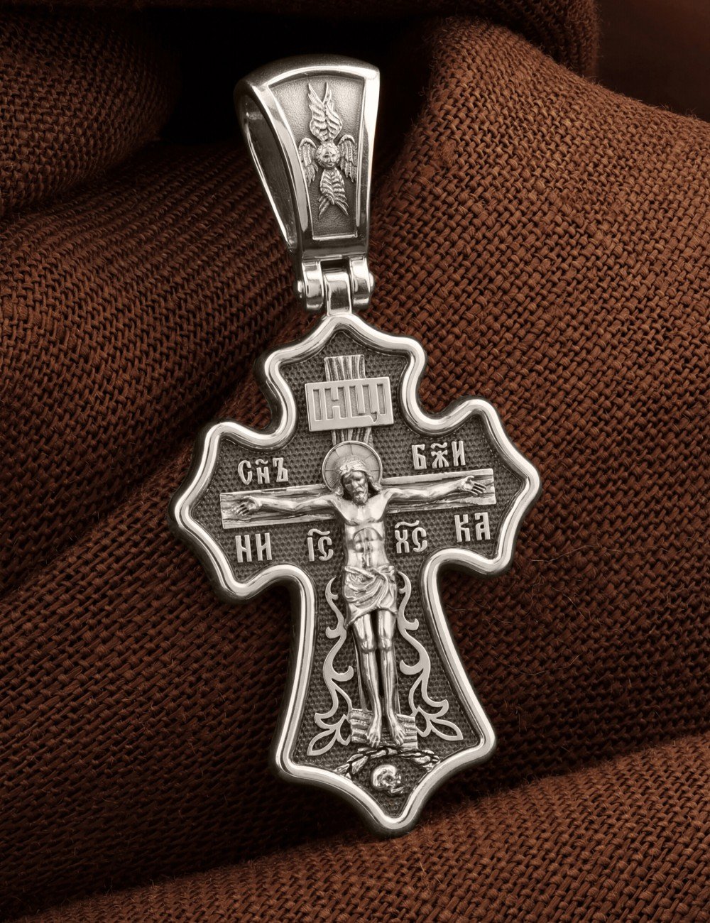 Крест из белого золота