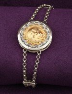 Браслет из белого золота c ониксом и перламутром