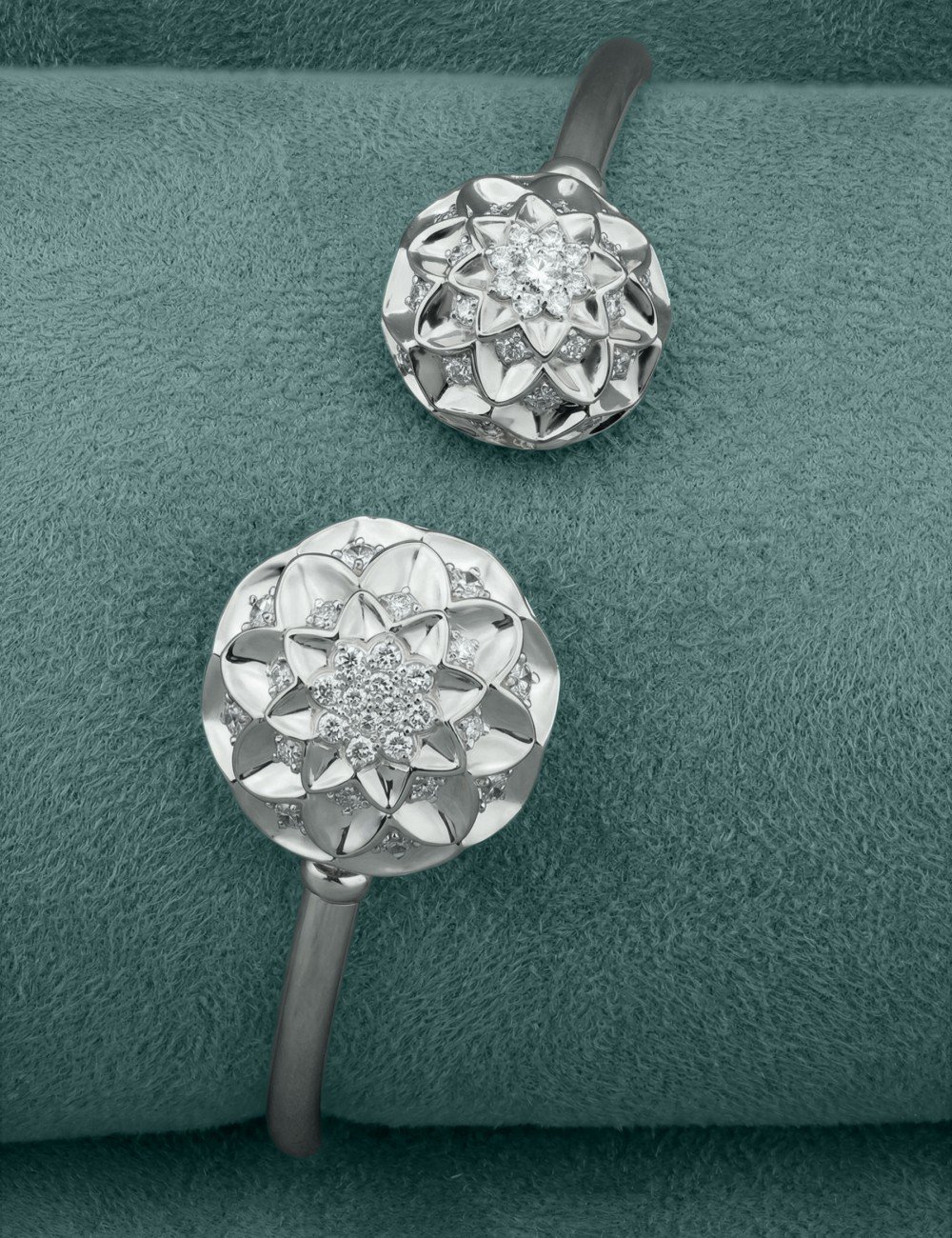 Браслет из белого золота c бриллиантами