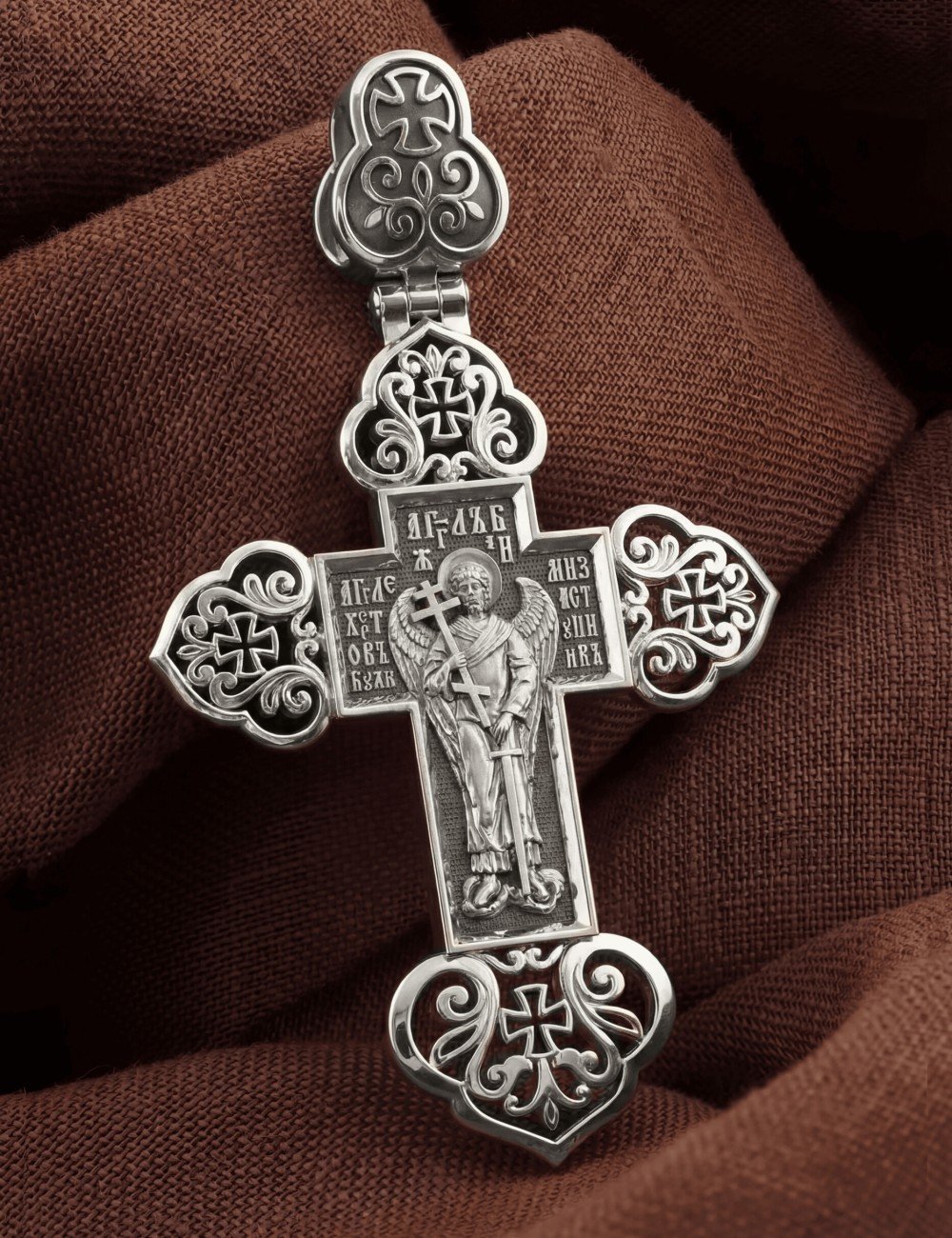 Крест из белого золота