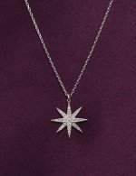 Колье из белого золота c бриллиантами