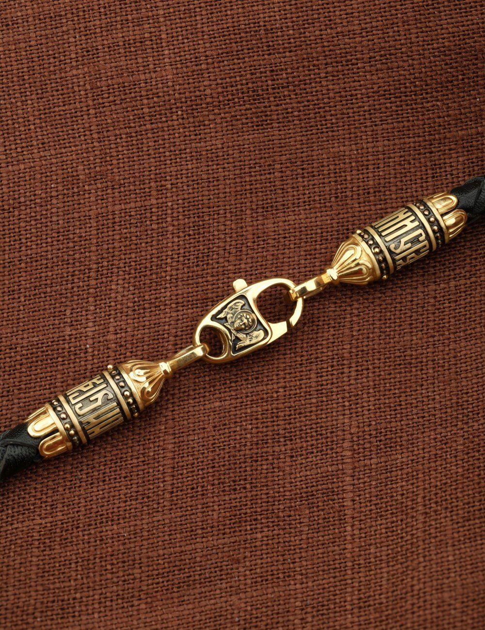 Гайтан из лимонного золота c кожаным шнурком