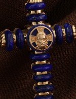 Крест из золота c лазуритом