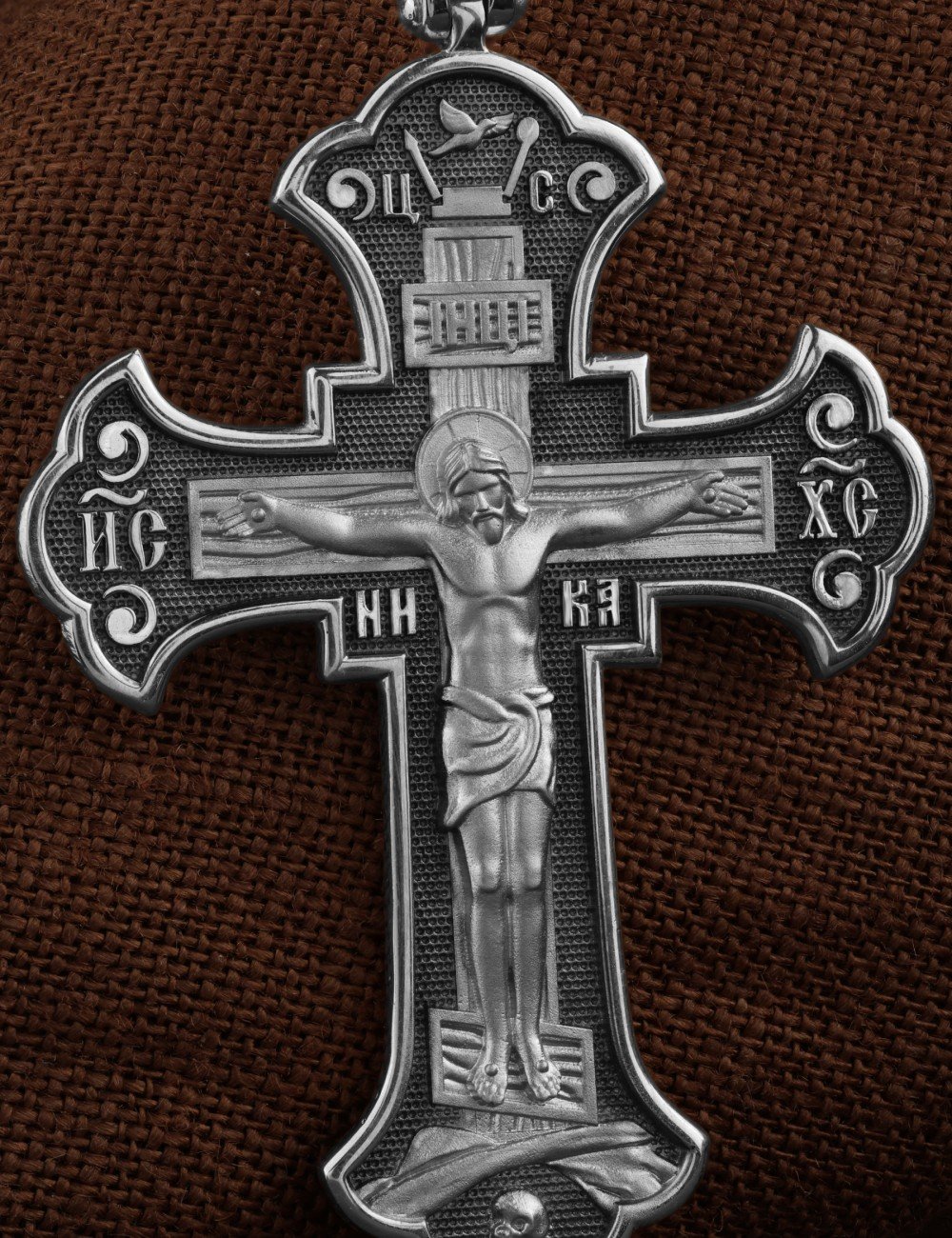 Крест из белого золота