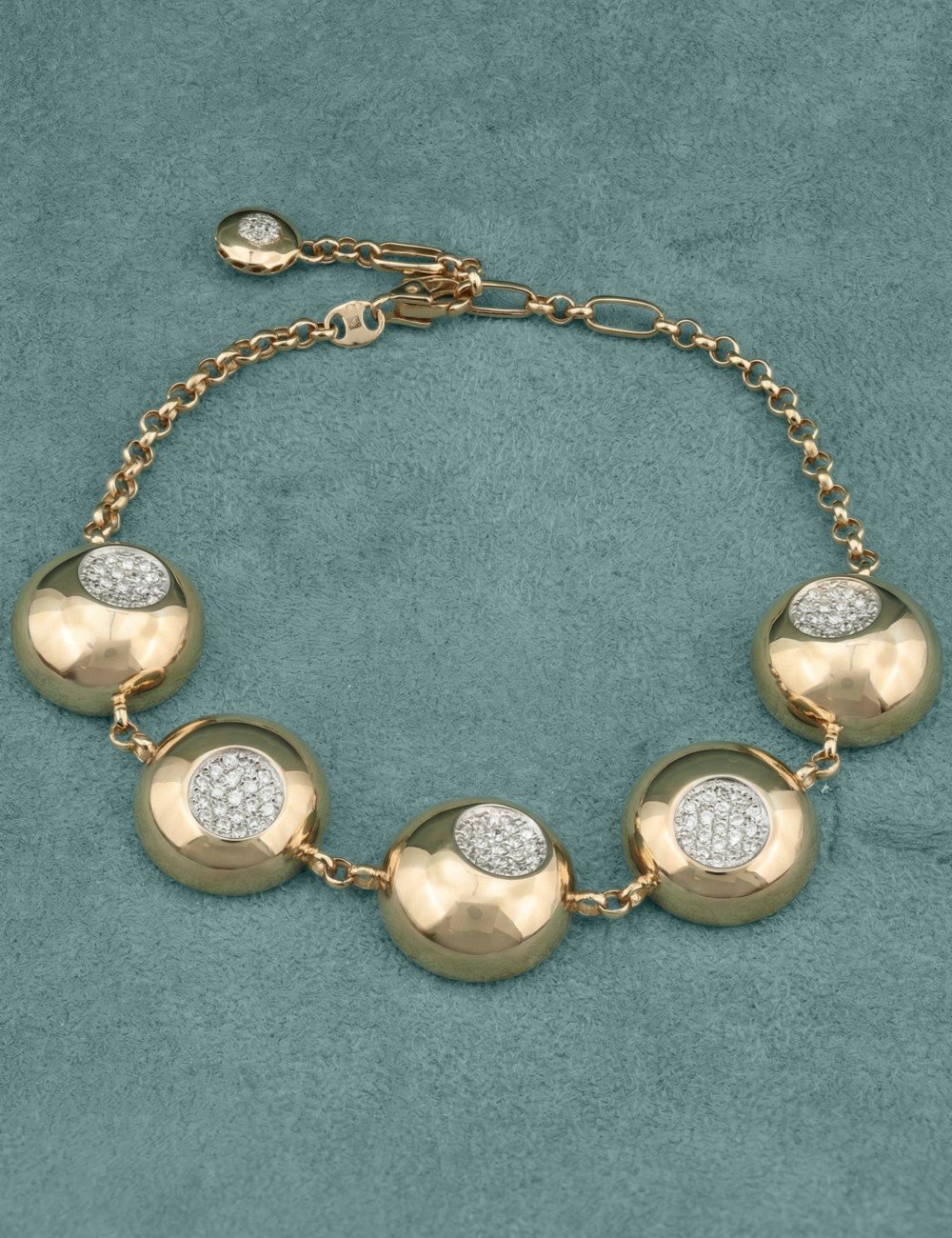 Браслет из золота c бриллиантами