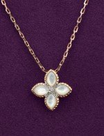 Колье из золота c бриллиантами и перламутром