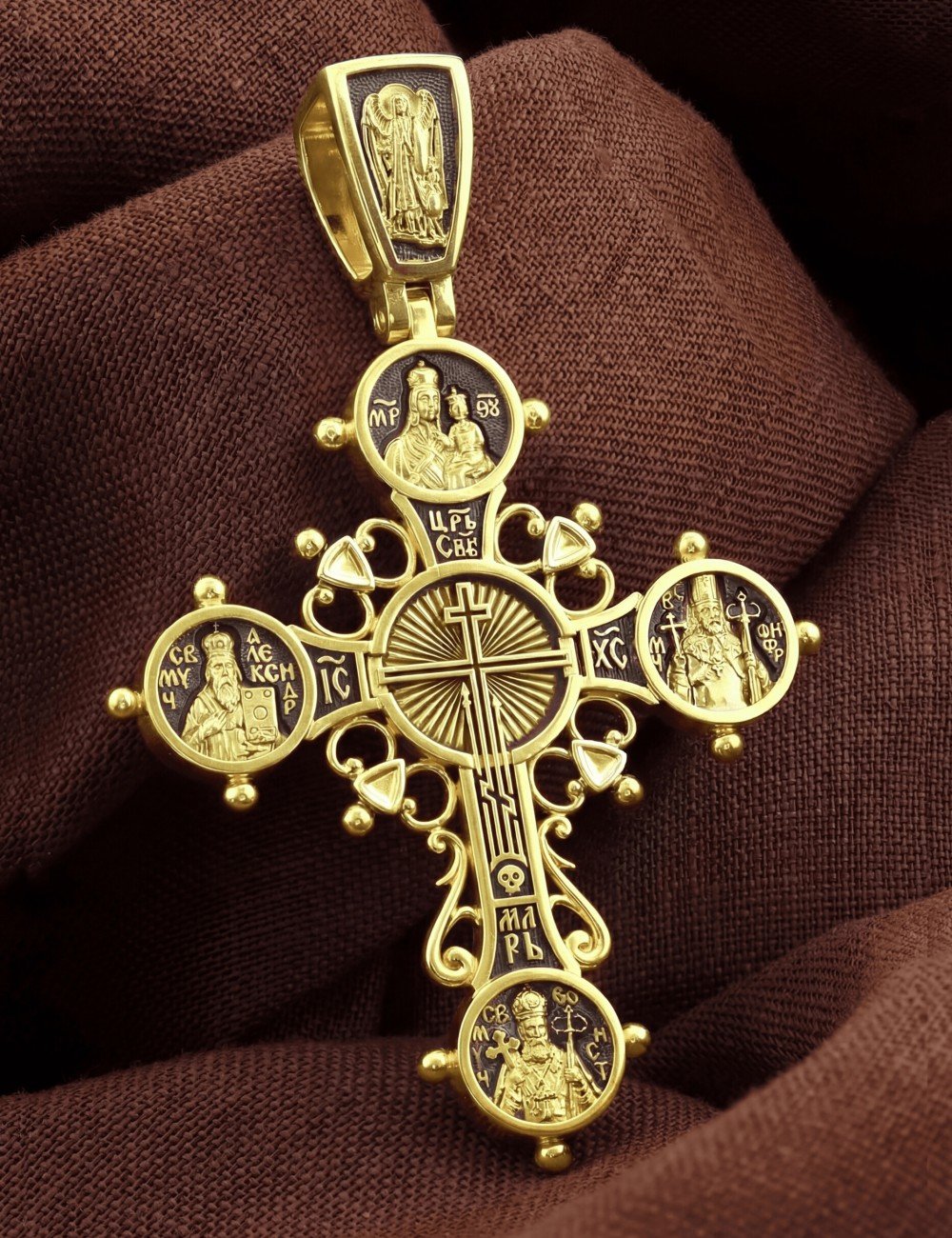 Крест из лимонного золота