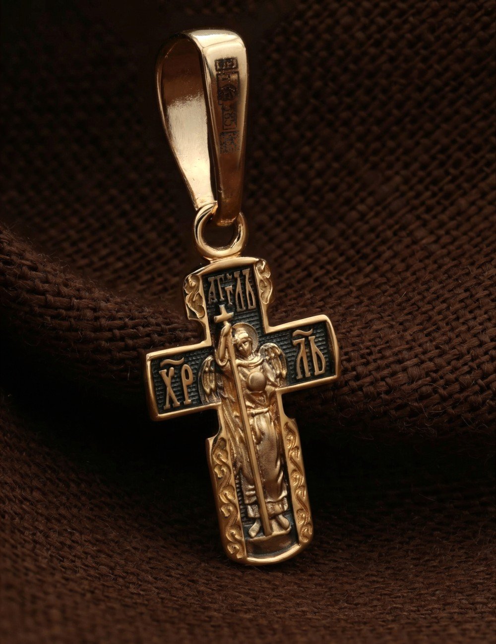 Крест из золота