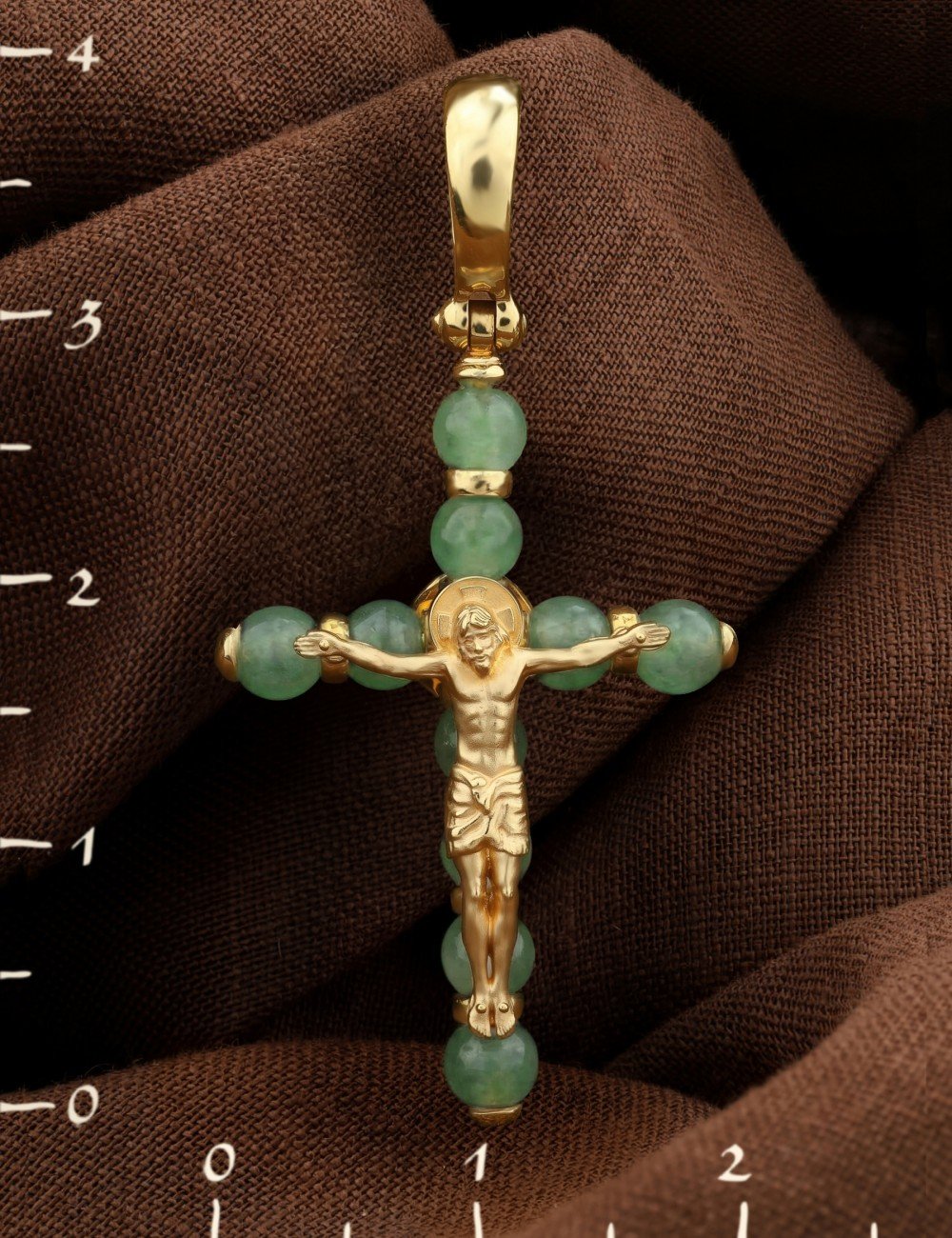 Крест из лимонного золота c нефритом
