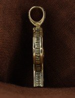 Крест из лимонного золота c эбеновым деревом