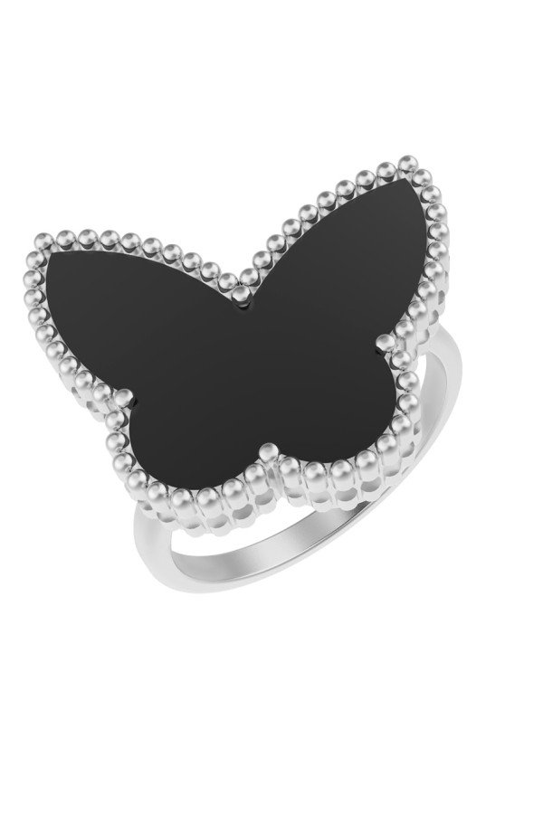 Кольцо из белого золота c ониксом