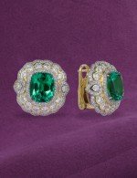Серьги из лимонного золота c бриллиантами и изумрудом