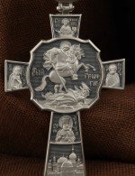 Крест из белого золота