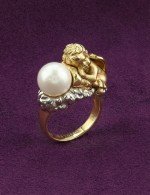 Кольцо из лимонного золота c жемчугом