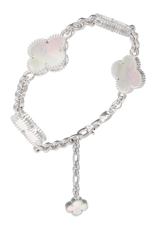 Браслет из белого золота c перламутром