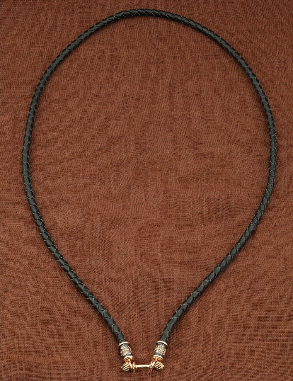 Гайтан из золота c кожаным шнурком