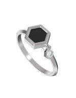 Кольцо из белого золота c бриллиантами и ониксом