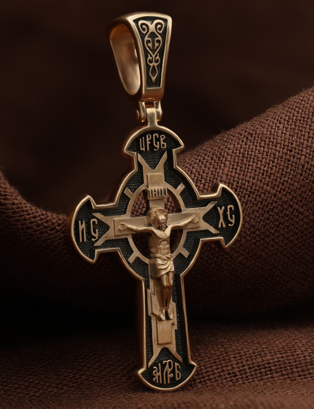 Крест из золота