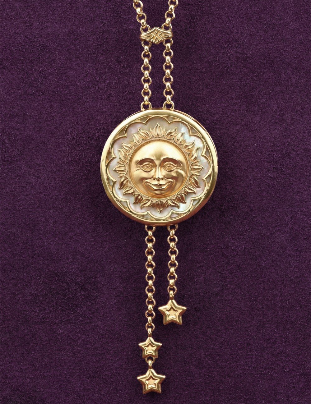 Колье из лимонного золота c ониксом и перламутром