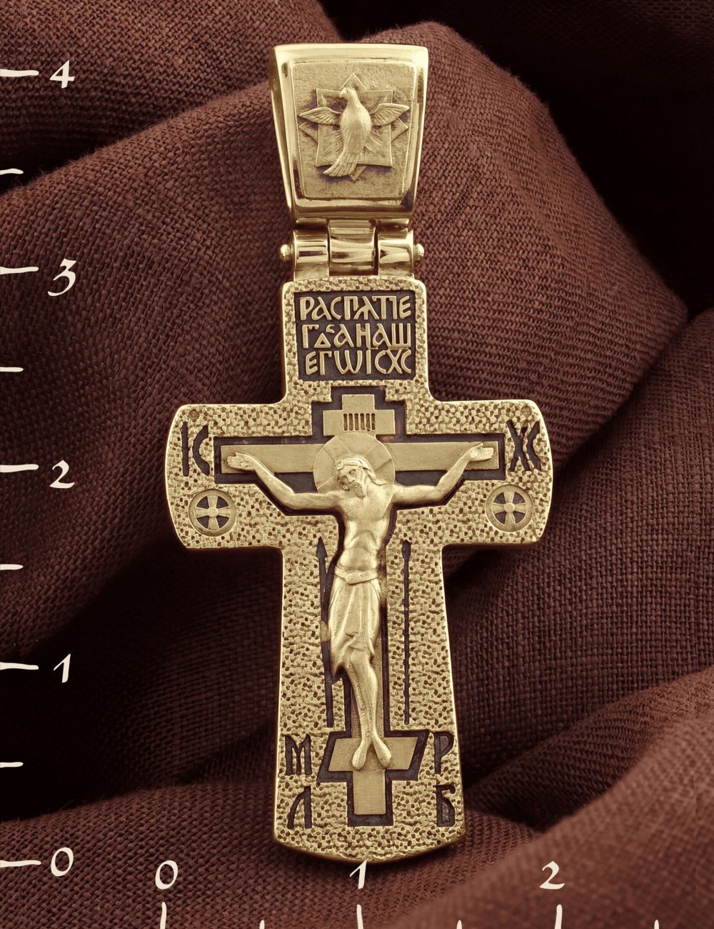 Крест из лимонного золота