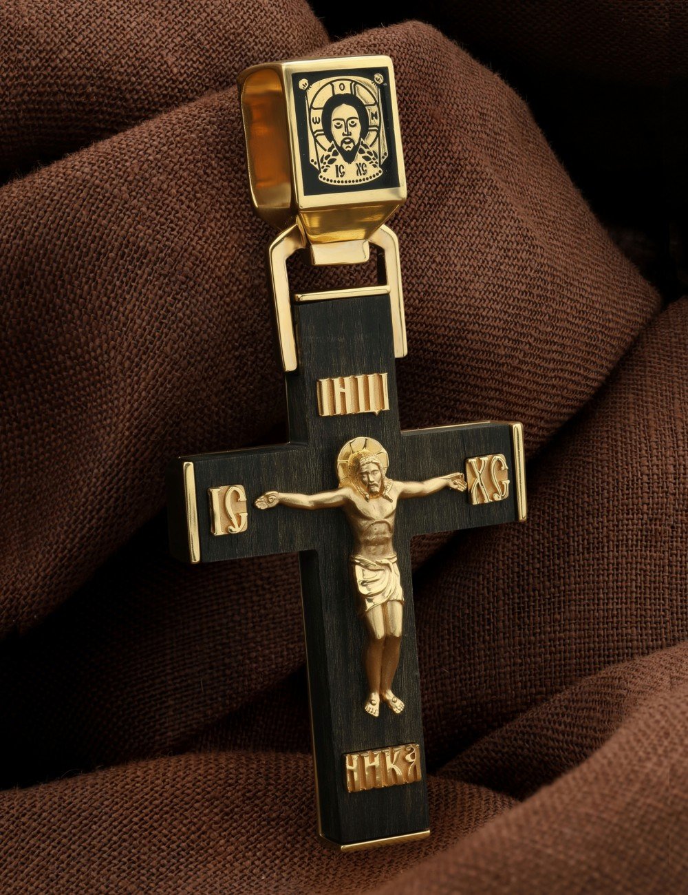 Крест из лимонного золота c эмалью и эбеновым деревом