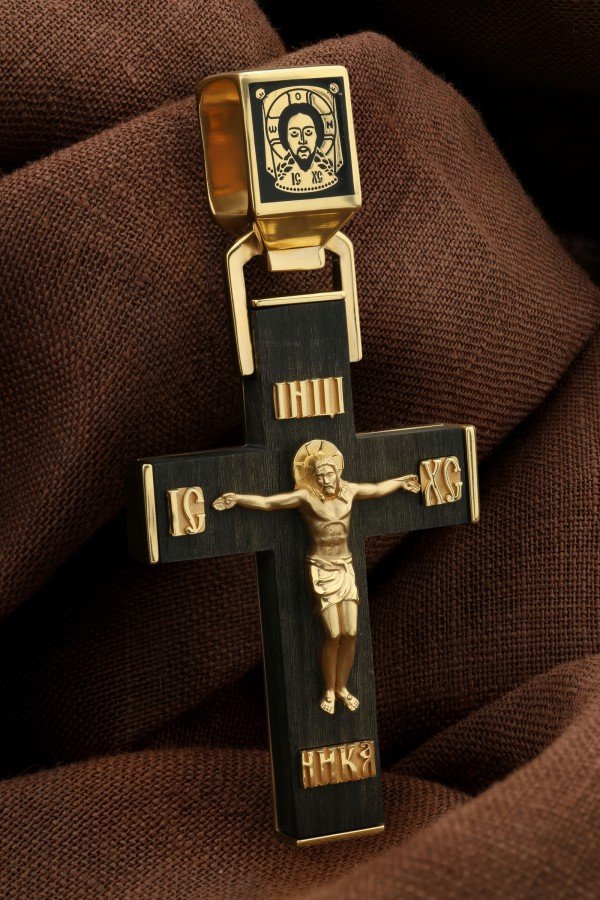 Крест из лимонного золота c эмалью и эбеновым деревом