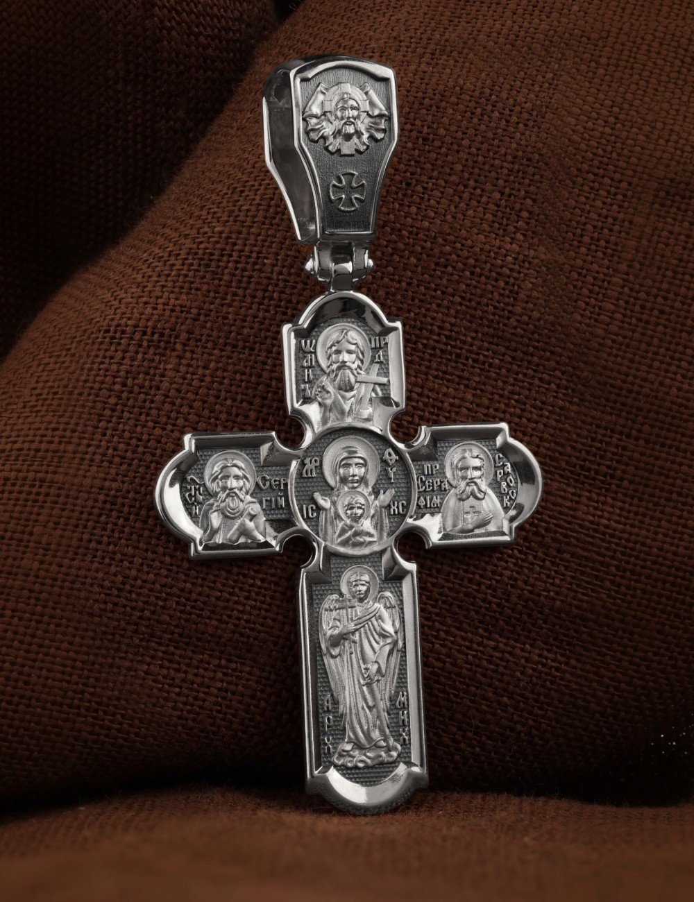 Крест из белого золота