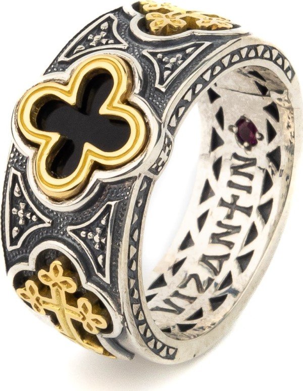 Кольцо из серебра и золота c ониксом и рубином