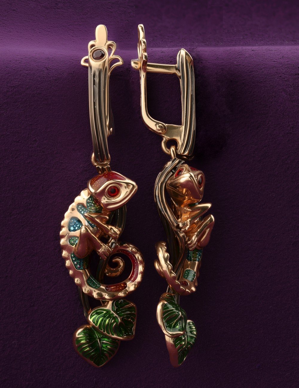 Серьги из золота c эмалью и гранатом