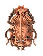 Брошь из золота c эмалью, фианитом и гранатом