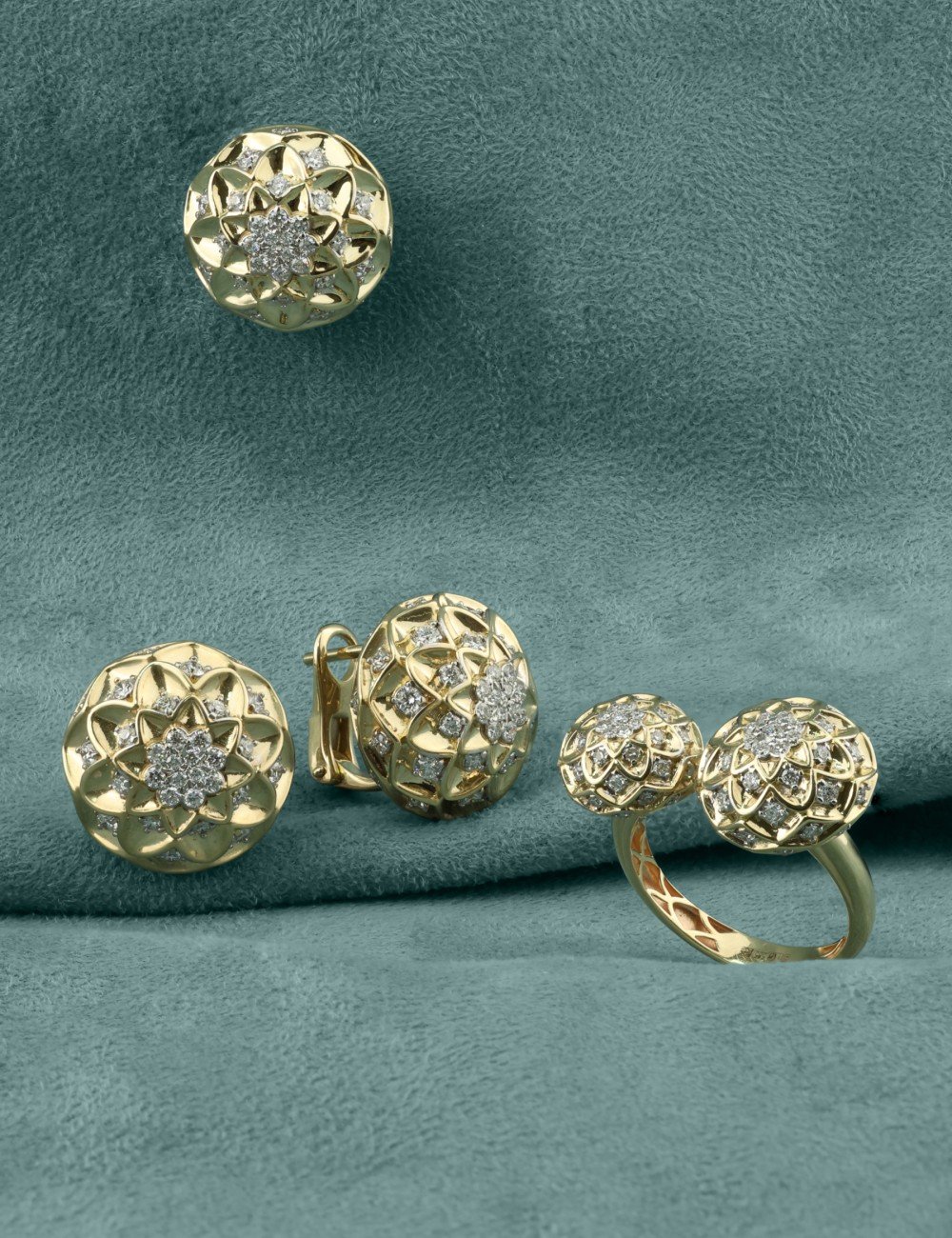 Серьги из лимонного золота c бриллиантами