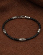 Браслет из белого золота c кожаным шнурком