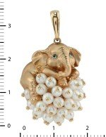 Подвеска из золота c эмалью и жемчугом