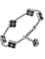 Браслет из белого золота c бриллиантами и ониксом