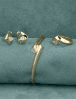 Серьги из лимонного золота c бриллиантами