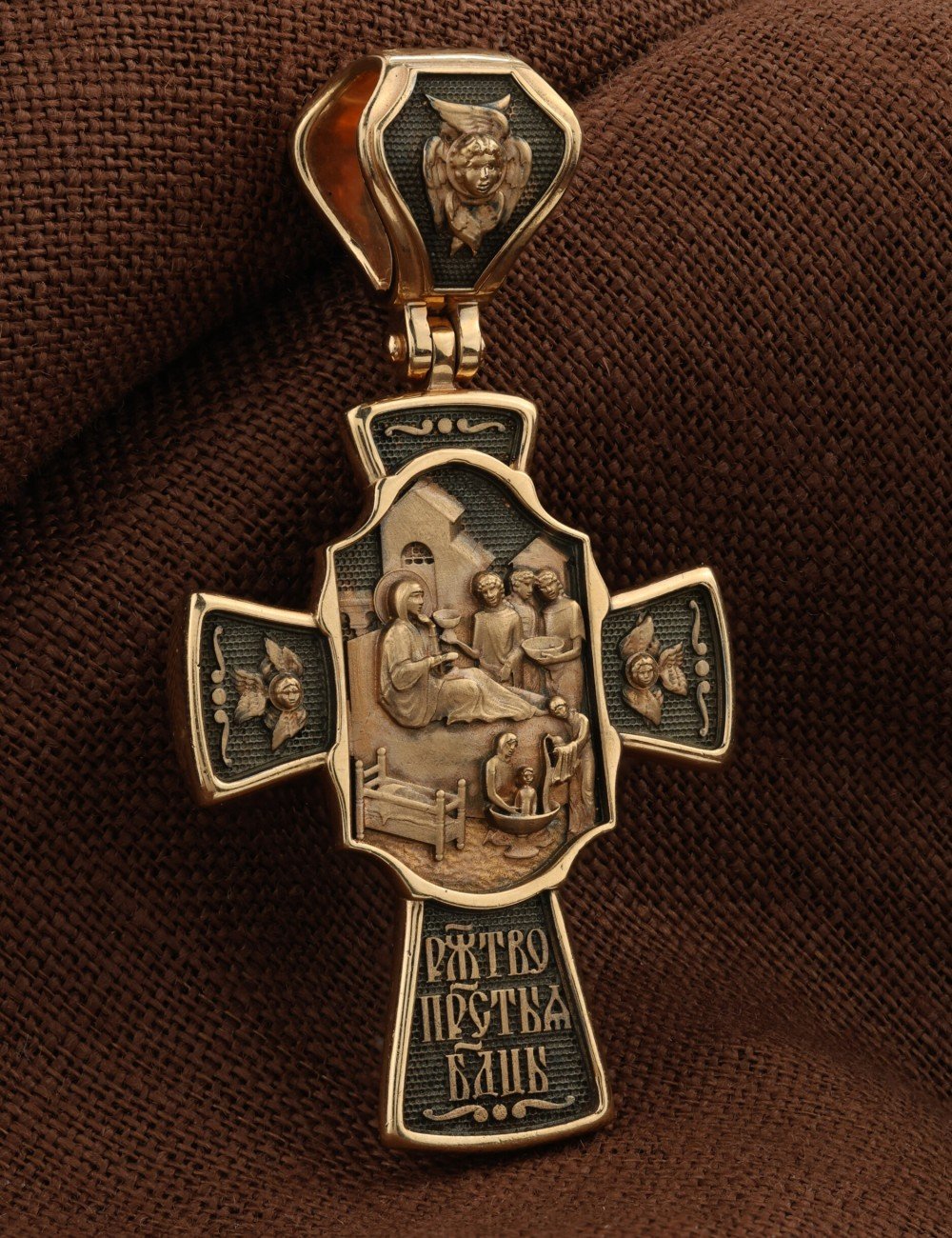 Крест из золота